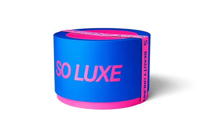 KICKS So Luxe Beauty Calendar